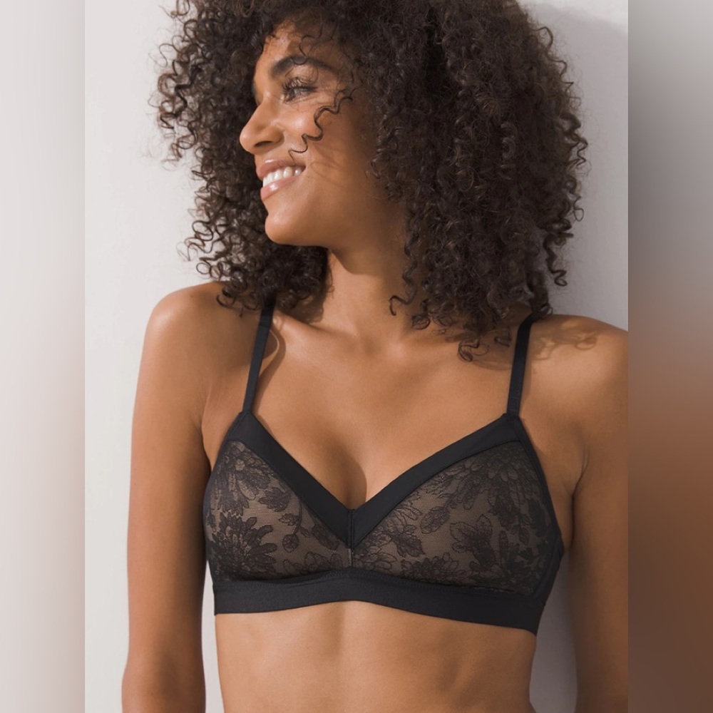 Soma Lightest Lift Wireless Cherry Red Bra